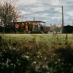 ô Nano Glamping Chalé *