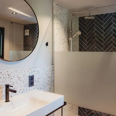 O Nano Glamping Σαλέ *