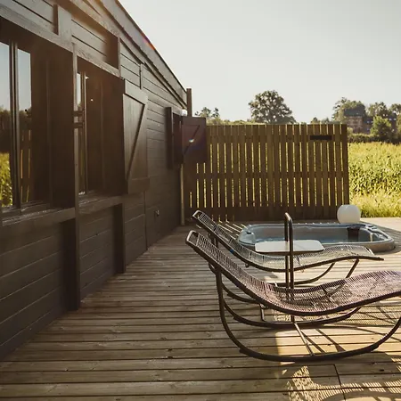 Σαλέ O Nano Glamping *